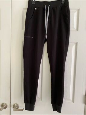 FIGS Women’s Zamora Scrub Bottoms